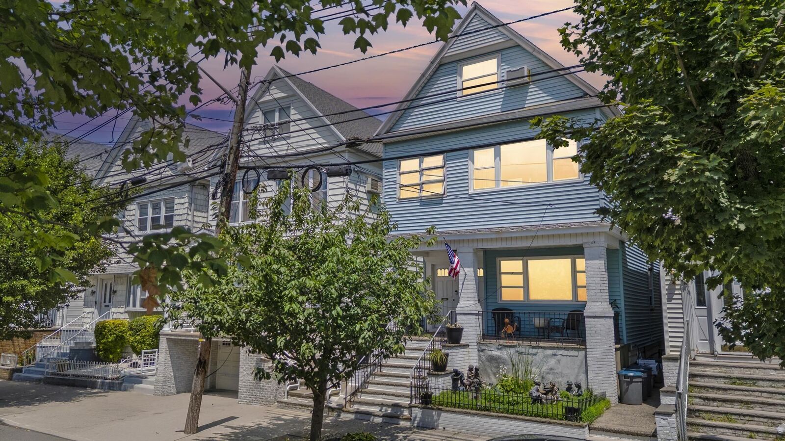 Property Photo:  131 West 10th St  NJ 07002 
