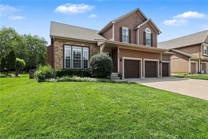 Property Photo:  10952 S Emerald Street  KS 66062 