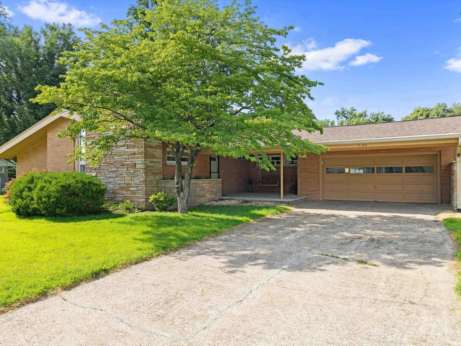 Property Photo:  7126 Red Wing Drive  IN 47715 