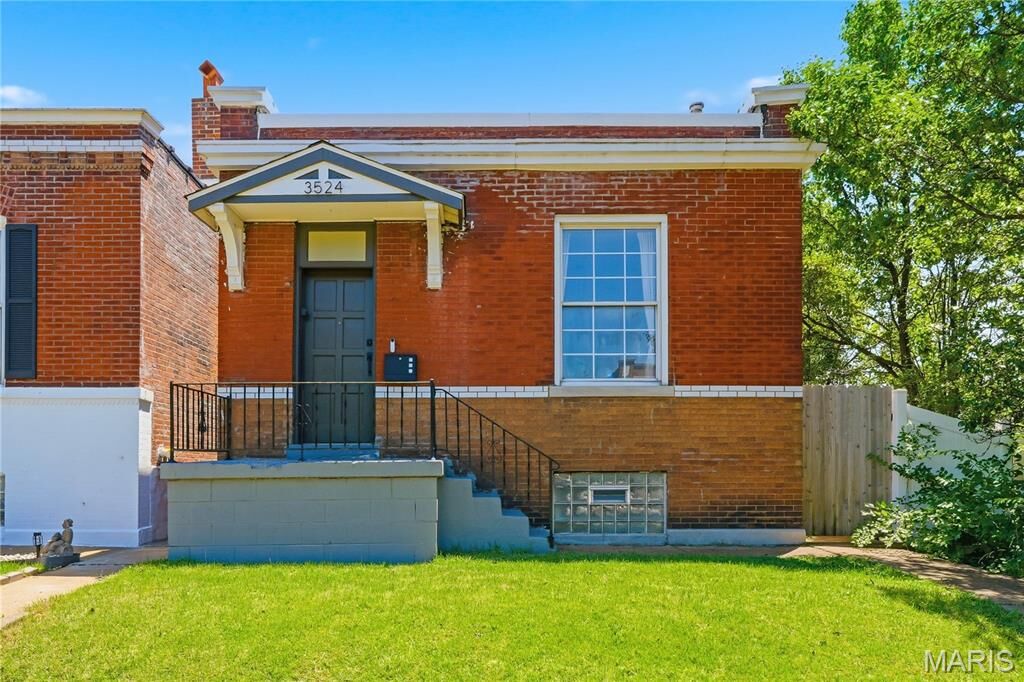 Property Photo: 3524 Grace Avenue MO 63116