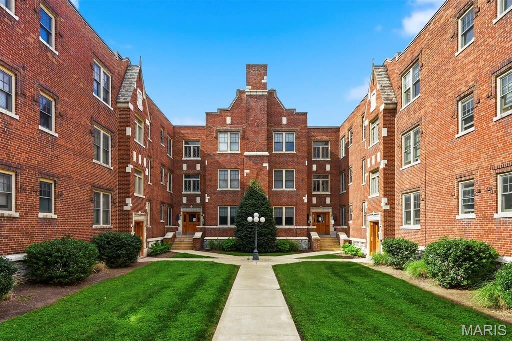 Property Photo:  4101 Magnolia Avenue 105  MO 63110 