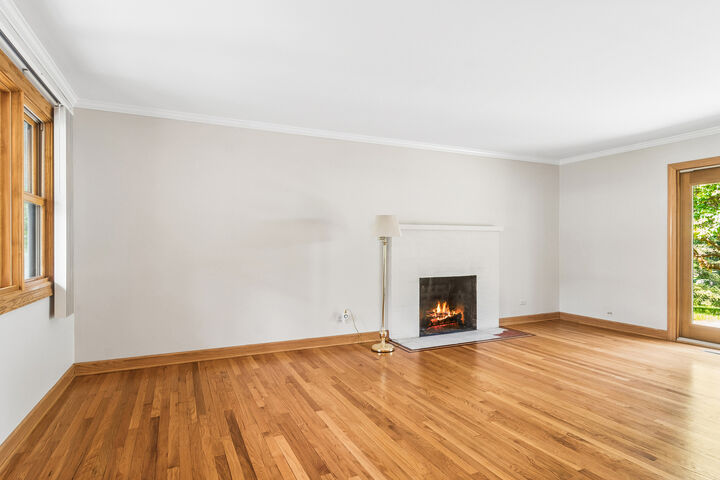 Property Photo:  255 West Lane  IL 60047 