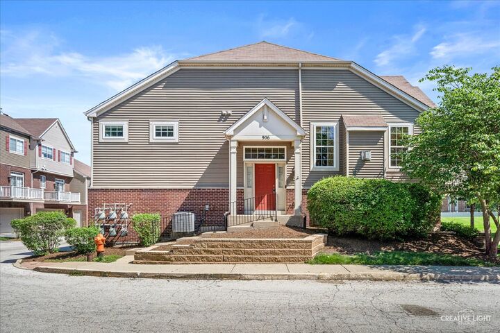 Property Photo: 906 Neudearborn Lane IL 60563