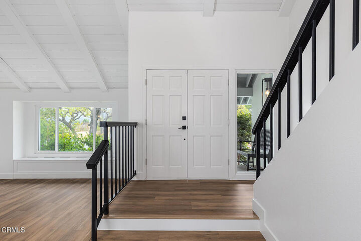 Property Photo:  17104 Avenida De La Herradura  CA 90272 