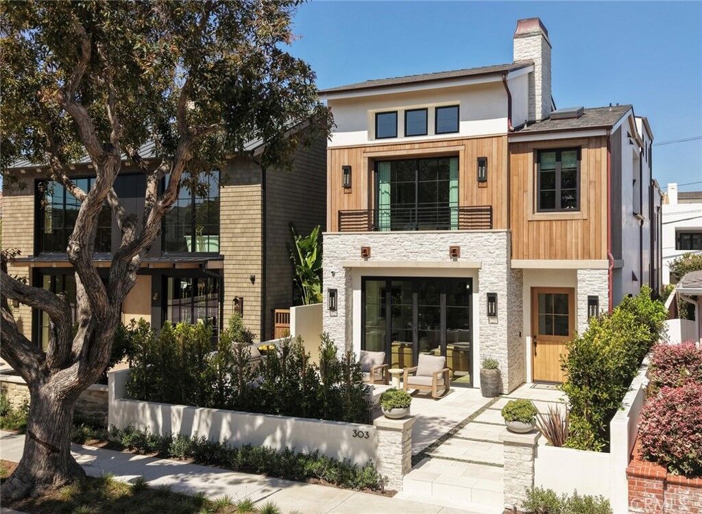 Property Photo:  303 Jasmine Avenue  CA 92625 