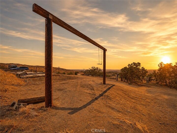 Property Photo: 29935 Maypath Road CA 93543
