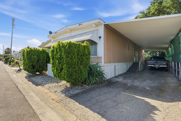Property Photo:  10780 N Highway 99 35  CA 95212 