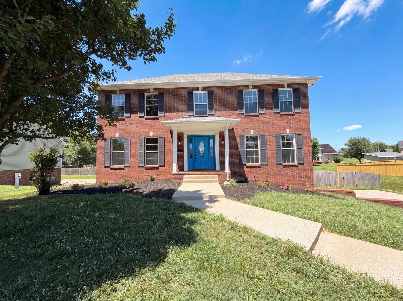 Property Photo:  1117 Thornberry Dr  TN 37043 