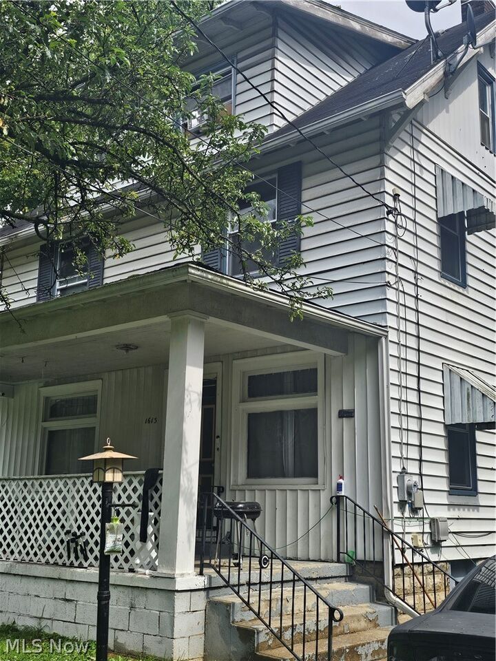 Property Photo:  1613 Canfield Road  OH 44511 