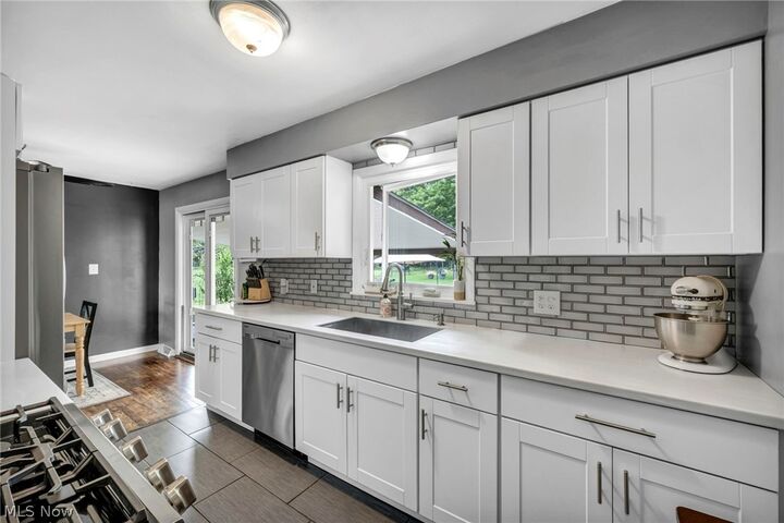 Property Photo: 1295 Cherry Lane OH 44212