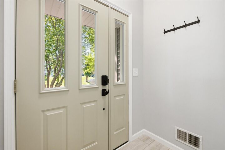 Property Photo:  10512 8th Avenue N  MN 55441 