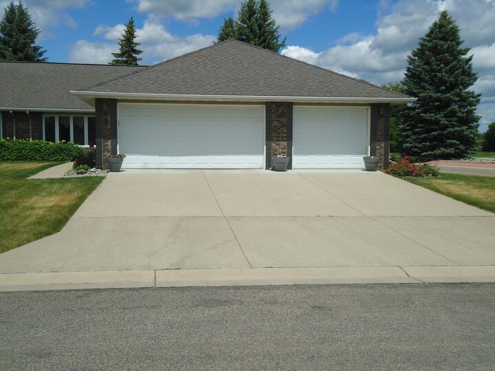 Property Photo:  544 N 13th Avenue N  MN 56560 