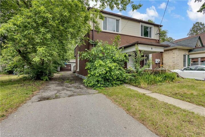 Property Photo: 8 Victoria Street ON N3S 3J7