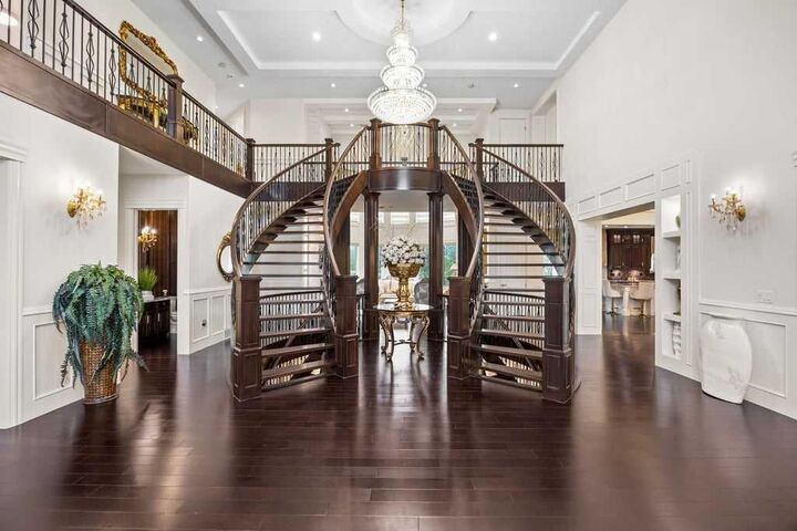 Property Photo: 27 McKendrick Run AB T3Z 3N6