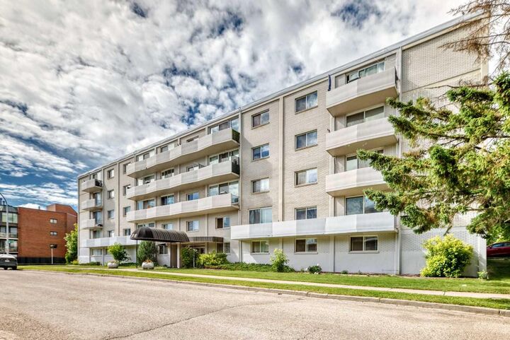 Property Photo:  316 1 Avenue NE 401  AB T2E 0B2 