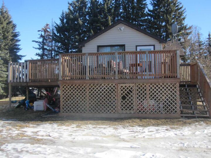 Property Photo:  3432 Township Rd 360  AB T4G 0N2 