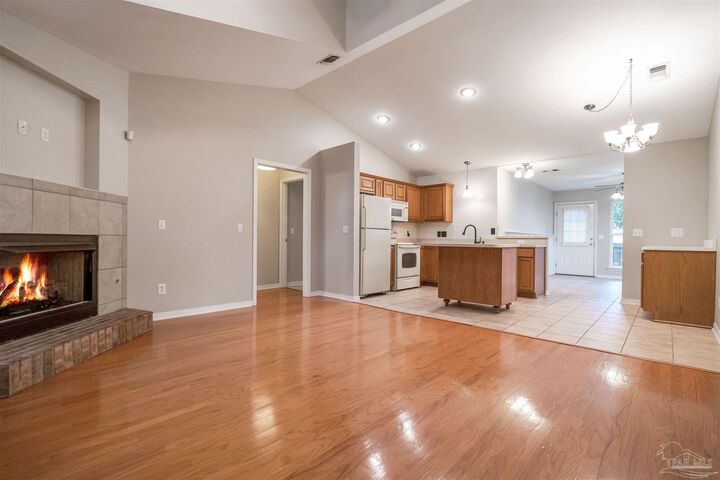 Property Photo:  9150 Stillbridge Ln  FL 32514 