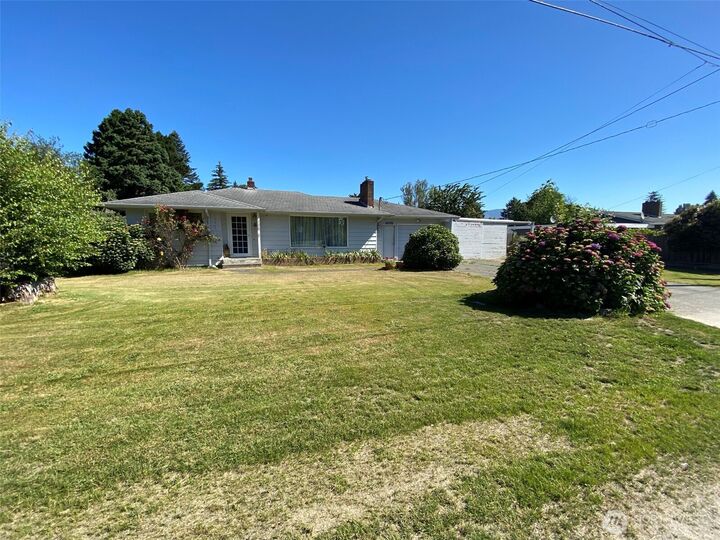 Property Photo:  10600  Vista View Drive  WA 98284 