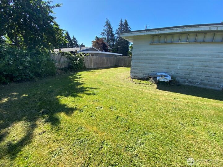 Property Photo: 10600 Vista View Drive WA 98284