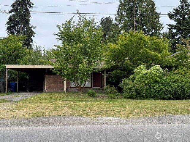 Property Photo:  11721  Fremont Avenue N  WA 98133 