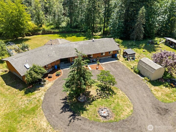 Property Photo:  470 E Murray Road N  WA 98546 