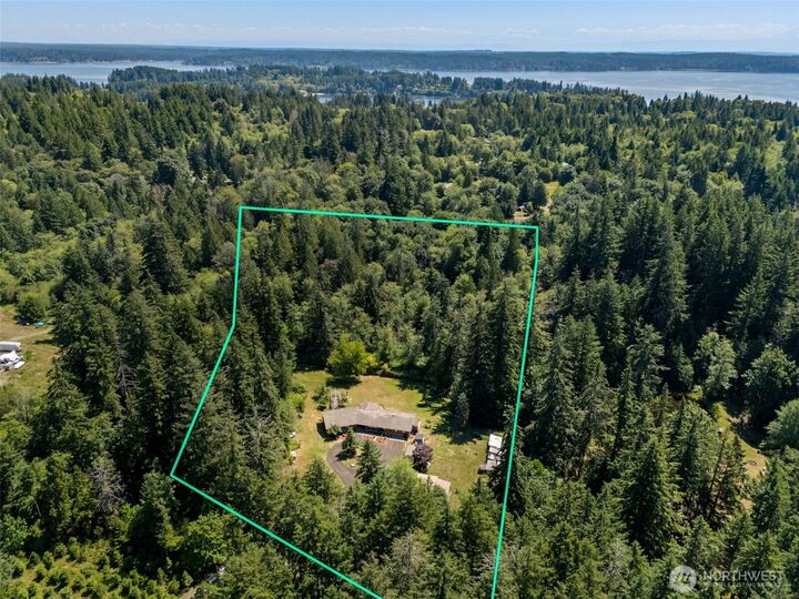 Property Photo:  470 E Murray Road N  WA 98546 