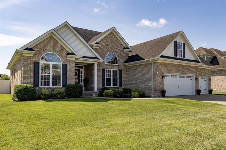 Property Photo: 1342 Dayspring Court KY 42104