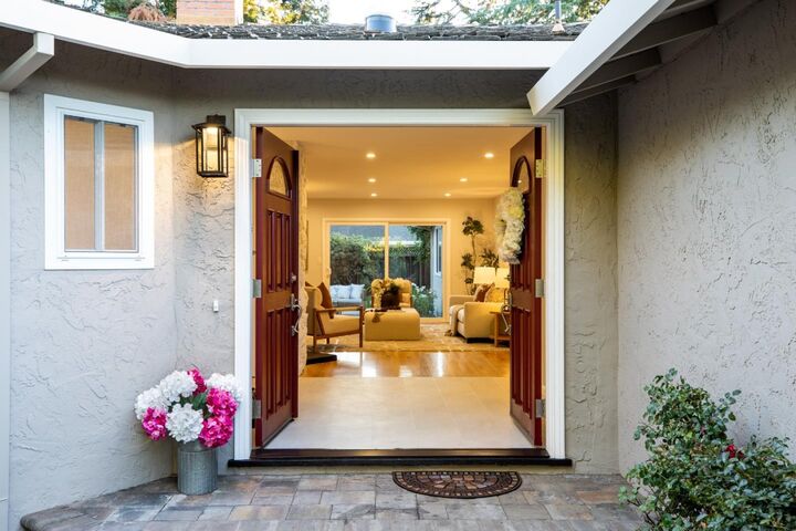 Property Photo:  1520 Awalt Court  CA 94024 