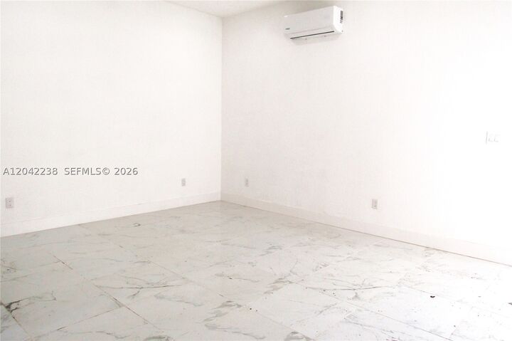 Property Photo: 15571 SW 183rd Ln A FL 33187