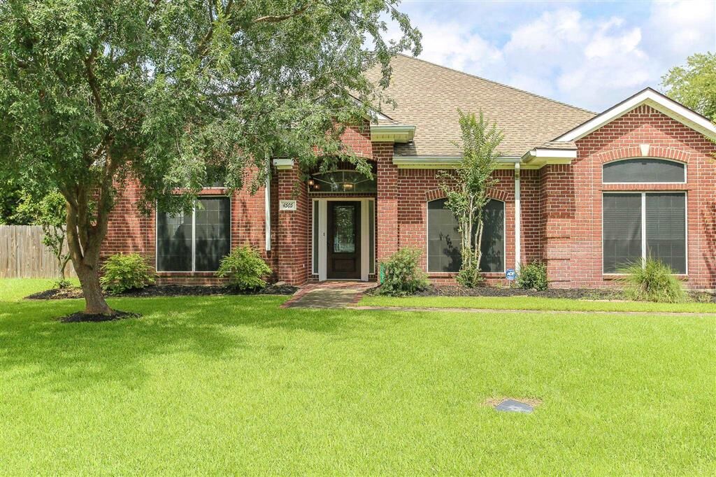 Property Photo: 4505 Shelly Lane LA 70605