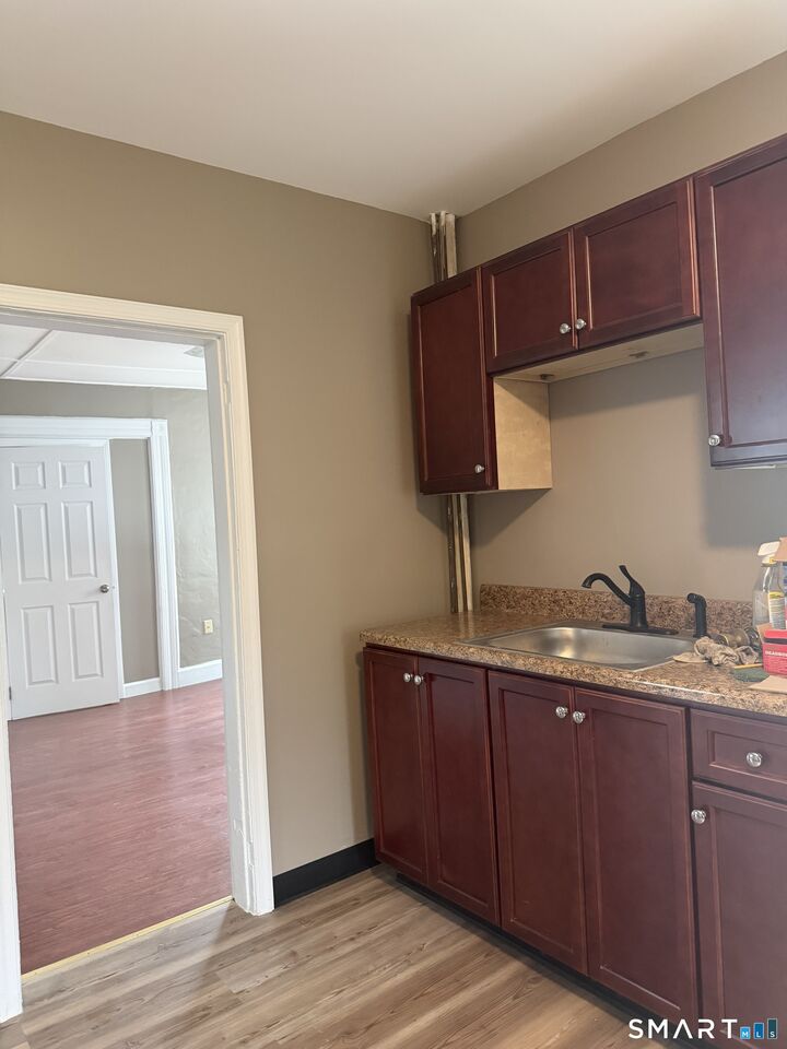 Property Photo:  57 Phelps Street  CT 06108 
