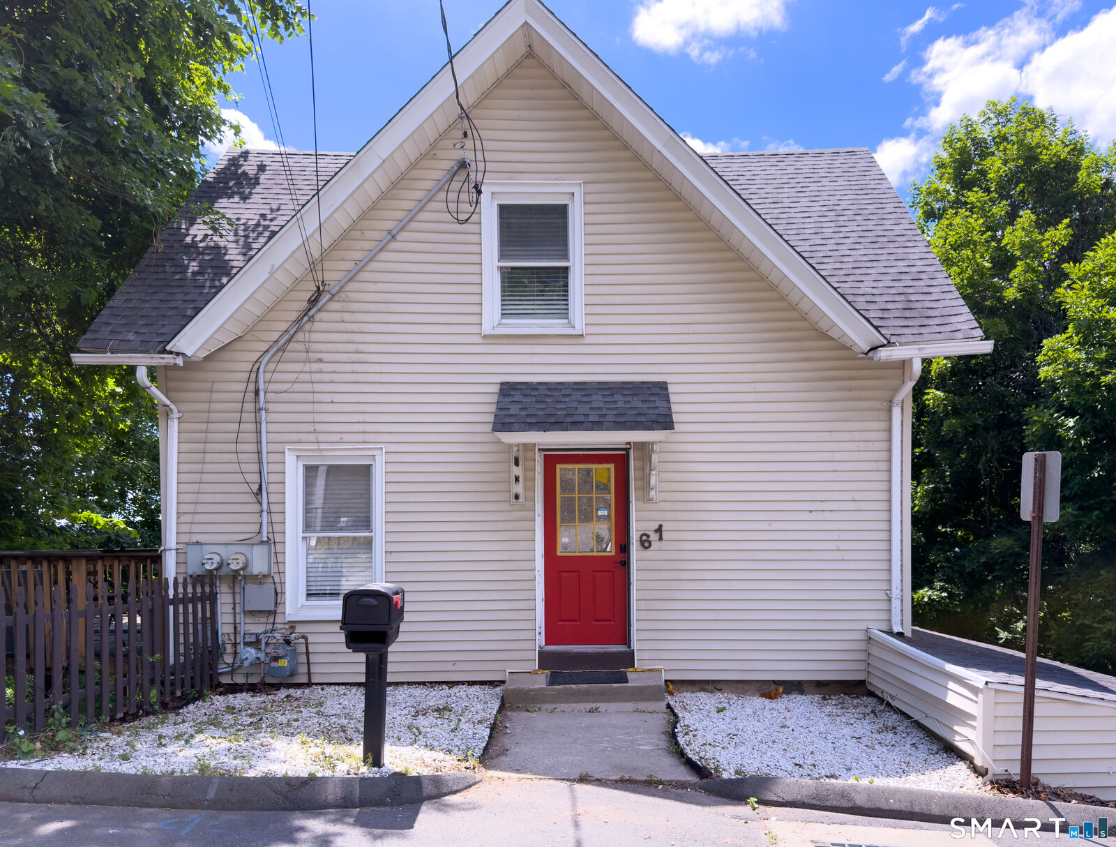 Property Photo:  61 Mount Pleasant Street  CT 06418 