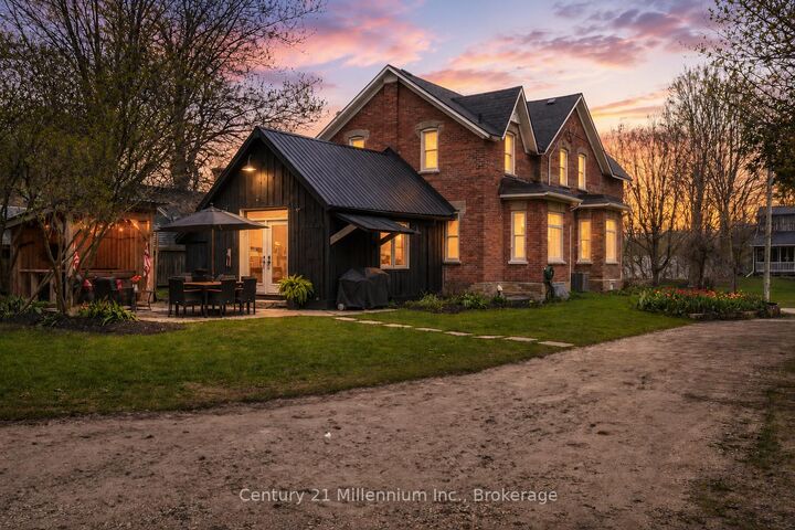 Property Photo: 16 Peter Street ON N0C 1E0