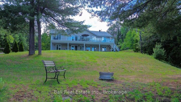 214A Centre Road — photo 1