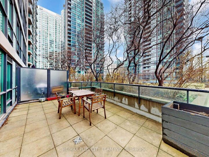 Property Photo:  16 Yonge Street 502  ON M5E 2A1 