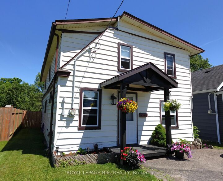 29 Wellington Street — photo 1