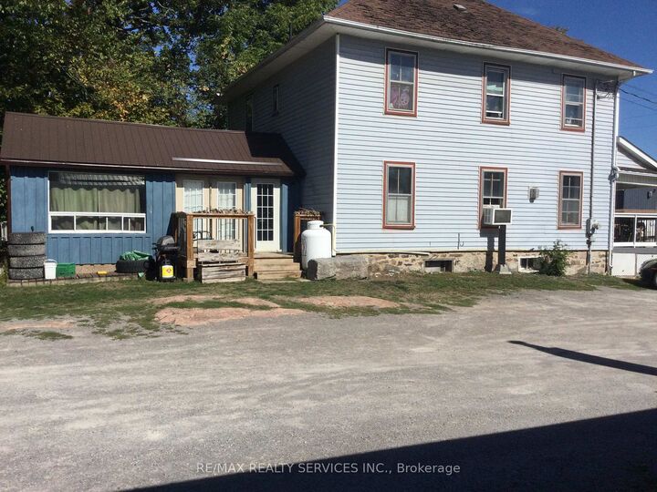 1925 Lakehurst Road — photo 1