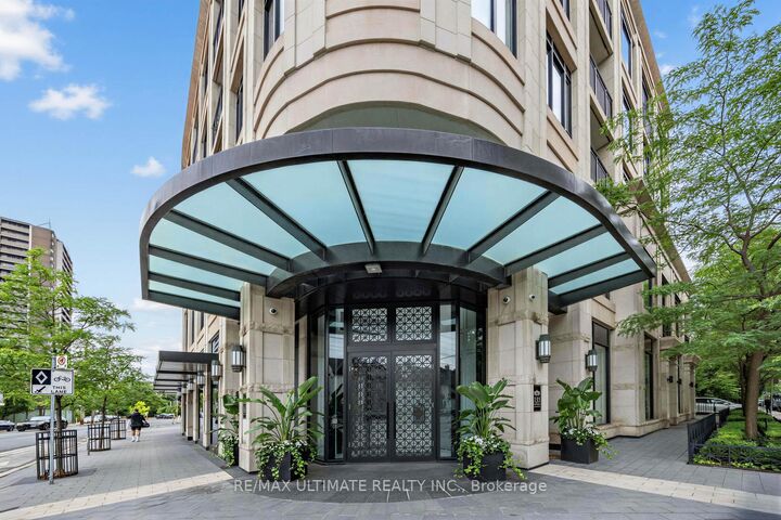 133 Hazelton Avenue 202 — photo 1
