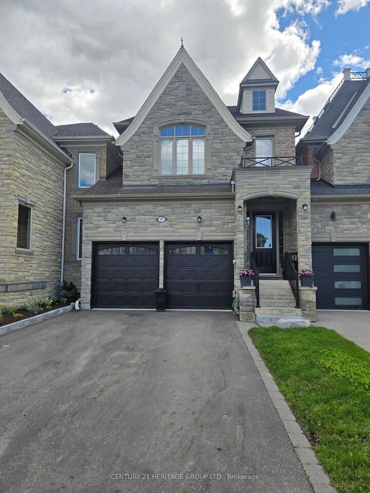 67 Alex Campbell Crescent — photo 1
