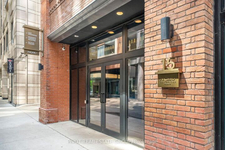 Property Photo:  15 Mercer Street 1206  ON M5V 0T8 