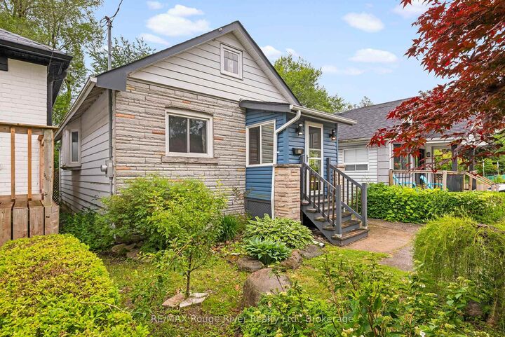 Property Photo: 87 Craiglee Drive ON M1N 2M6