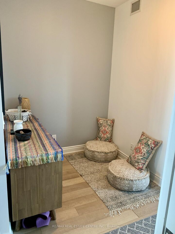 Property Photo:  80 Marine Parade Drive N 1906  ON M8V 0A3 