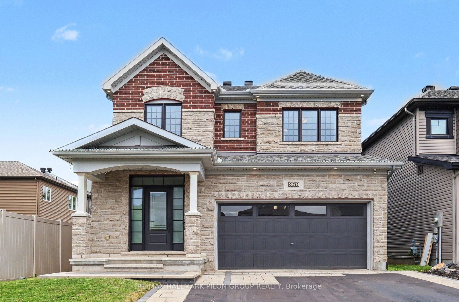 Property Photo: 368 Hepatica Way ON K4A 0Z1