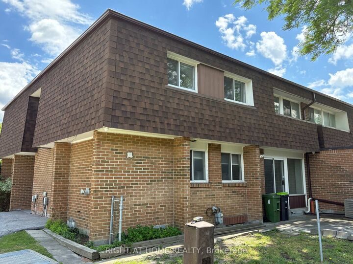 Property Photo:  16 Litchfield Court 115  ON M9V 2A8 