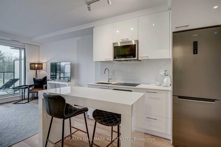 Property Photo: 120 Carrick Trail 207 ON P1P 1T9