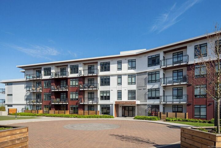 Property Photo: 1110 Samar Cres #402 BC V9B 7C5