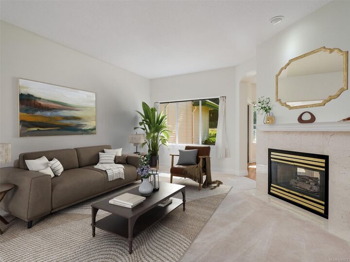 Property Photo: 530 Marsett Pl #85 BC V8Z 7J2