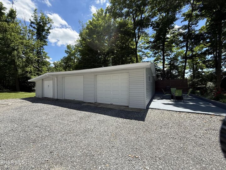 Property Photo:  4762 Cortland Road  PA 15554 