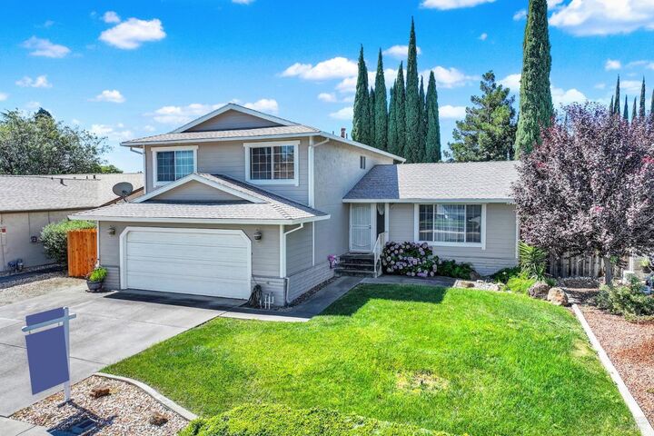 Property Photo:  214 Gentry Circle  CA 95687 