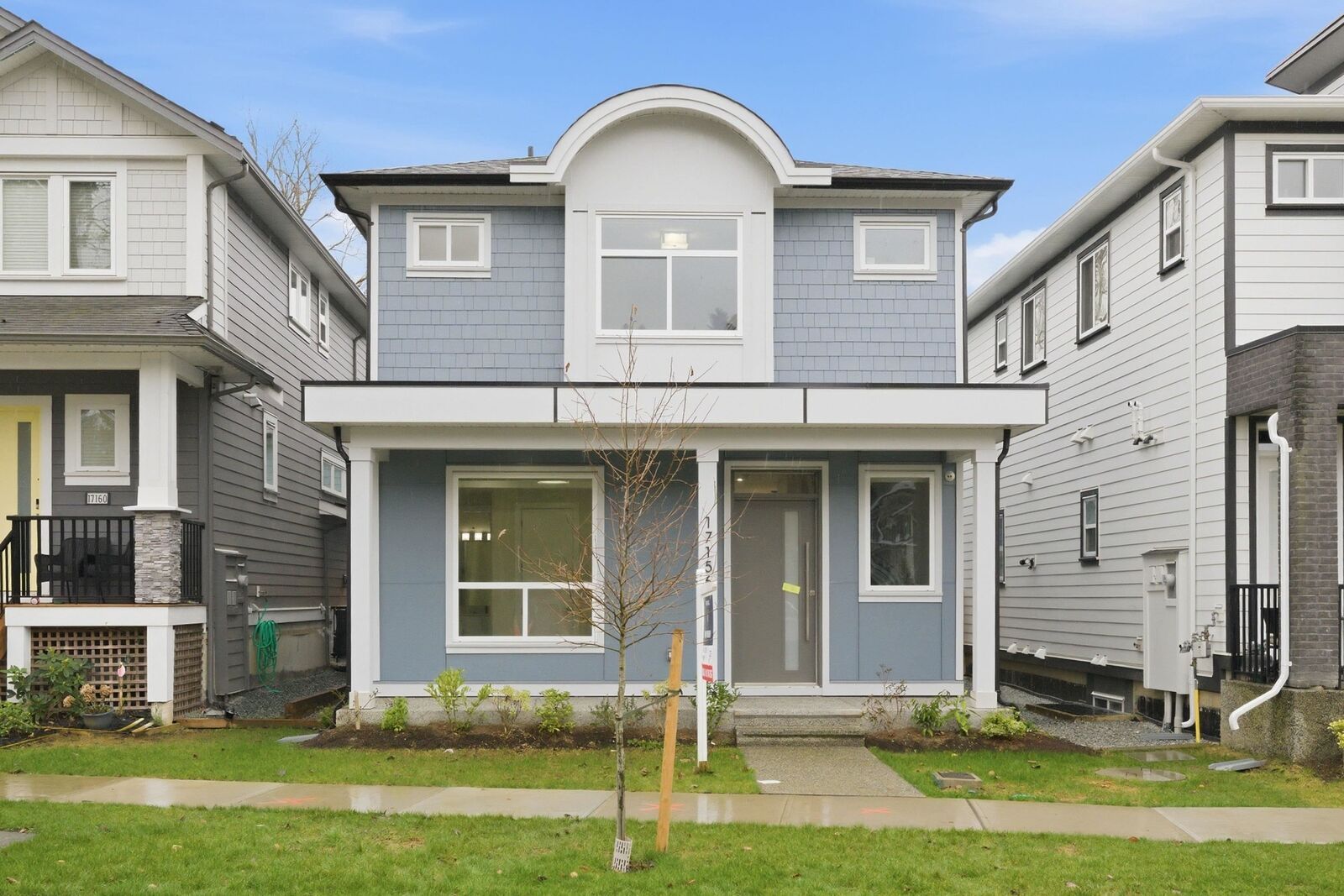 Property Photo: 17156 1 Avenue BC V3Z 9R2